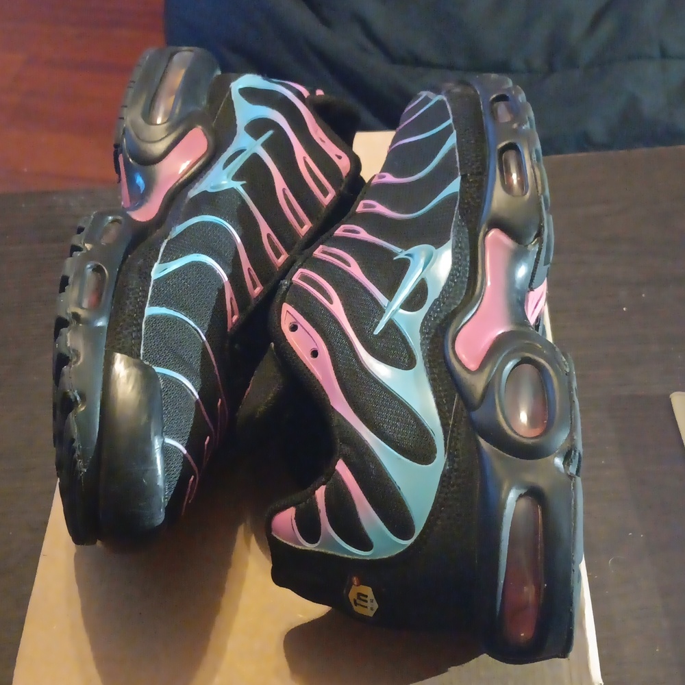 Nike Air Max Plus Rare "Miami Vice" (2019) Mens SZ 11 EUC - Picture 8 of 9